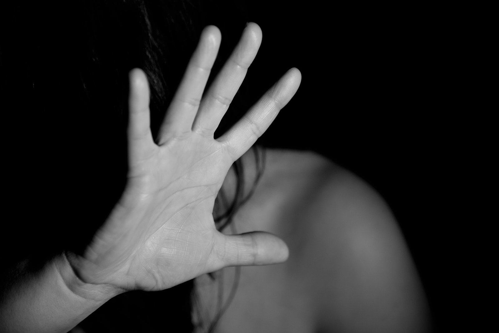 Leia mais sobre o artigo Pensão para filhos de vítimas de feminicídio: Um direito que vai além da lei.